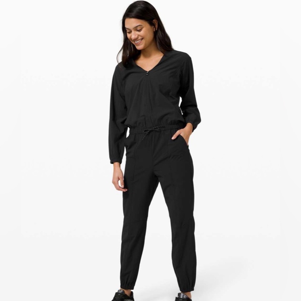Lululemon Sz 8 Dynamic Days Black Athleisure Casual Jumpsuit